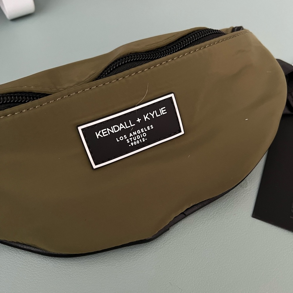 kendall + kylie crossbody/waist bag